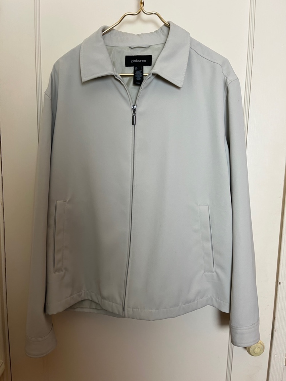 Claiborne Vintage Windbreaker in Cement Neutral